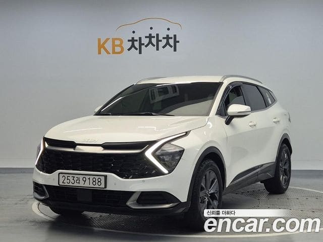 Kia Sportage — фото 1