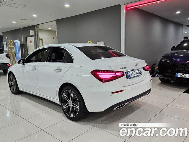 Mercedes-Benz A-Class — фото 1