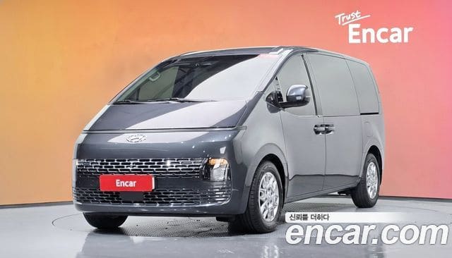 Hyundai Staria — фото 1