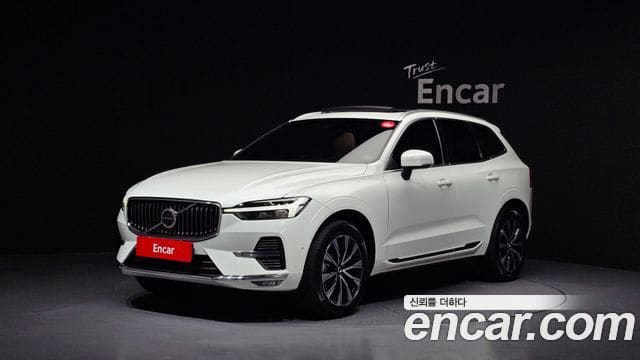 Volvo XC60 — фото 1