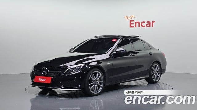 Mercedes-Benz C-Class — фото 1