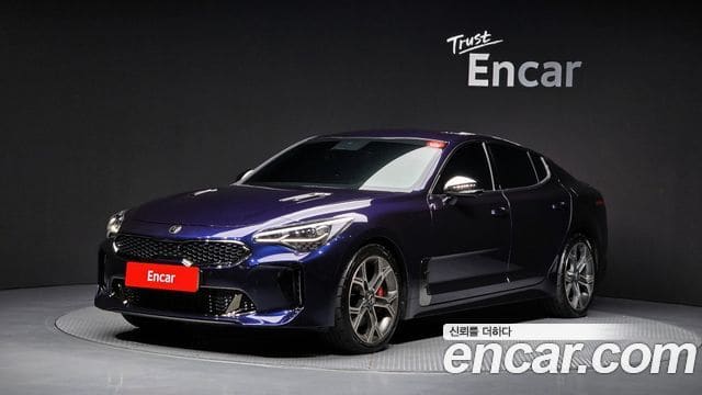 Kia Stinger — фото 1