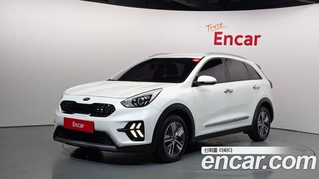 Kia Niro — фото 1