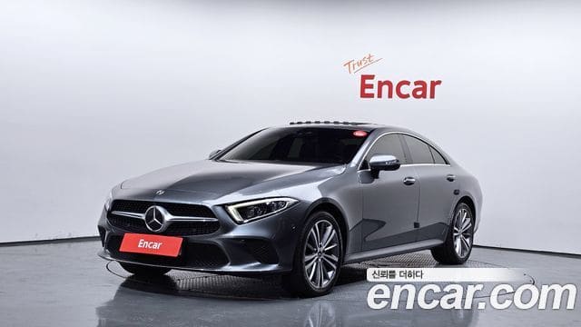 Mercedes-Benz CLS-Class — фото 1