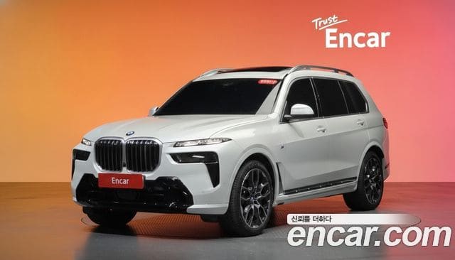 BMW X7 — фото 1