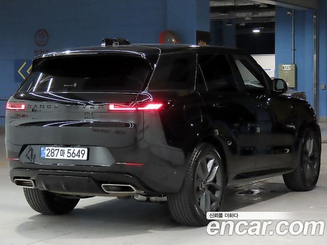 Land Rover Range Rover Sport — фото 1