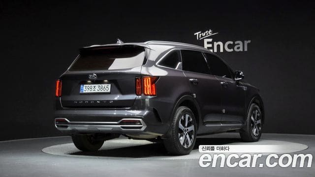 Kia Sorento — фото 1