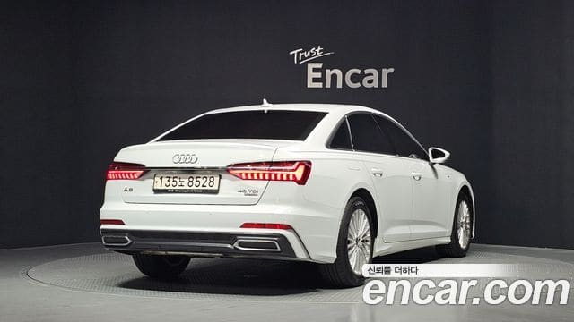 Audi A6 — фото 1