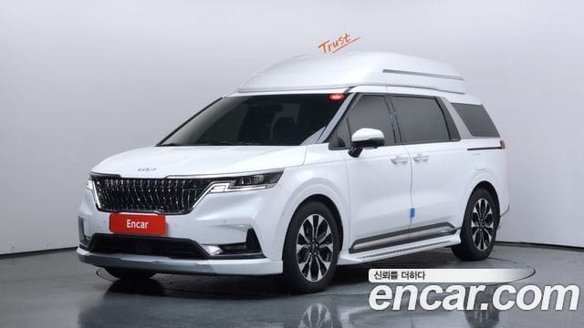 Kia Carnival — фото 1