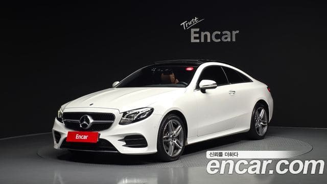 Mercedes-Benz E-Class — фото 1