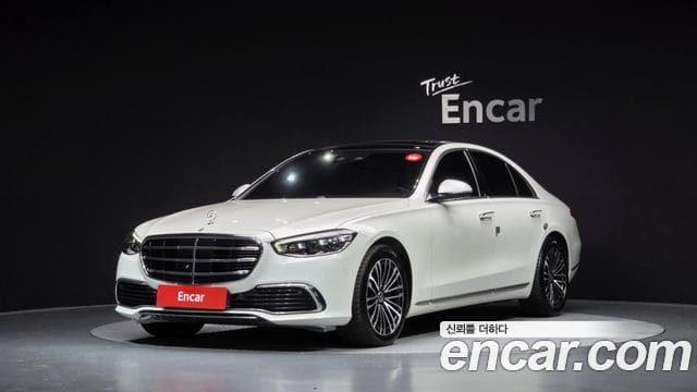 Mercedes-Benz S-Class — фото 1