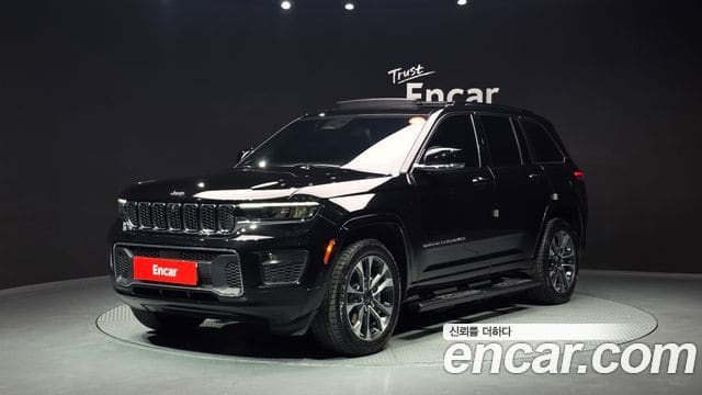 Jeep Grand Cherokee — фото 1