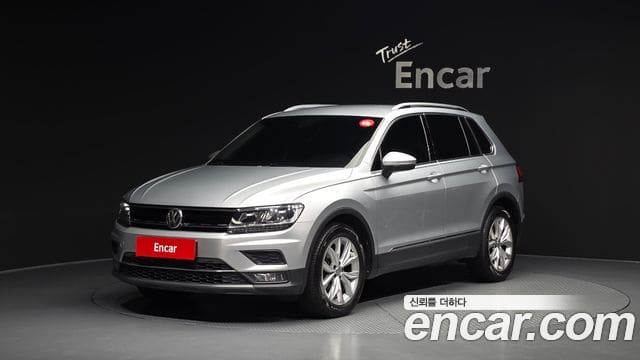 Volkswagen Tiguan — фото 1