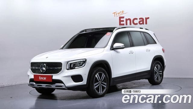 Mercedes-Benz GLB-Class — фото 1