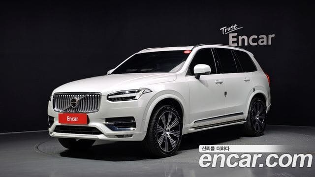 Volvo XC90 — фото 1