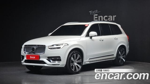 Volvo XC90 — фото 1