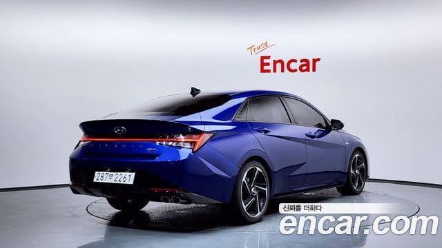 Hyundai Avante — фото 1