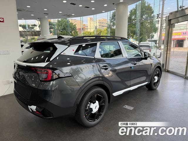 Kia Sportage — фото 1
