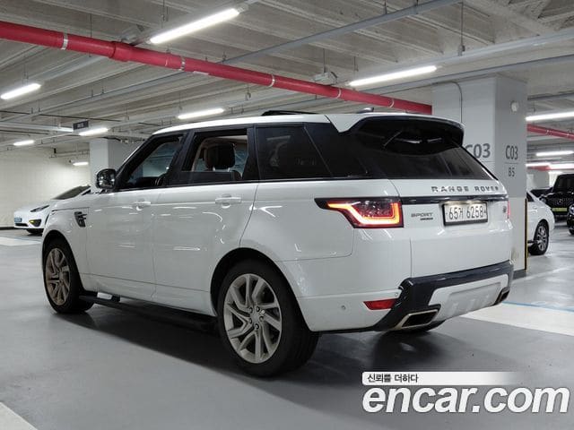 Land Rover Range Rover Sport — фото 1