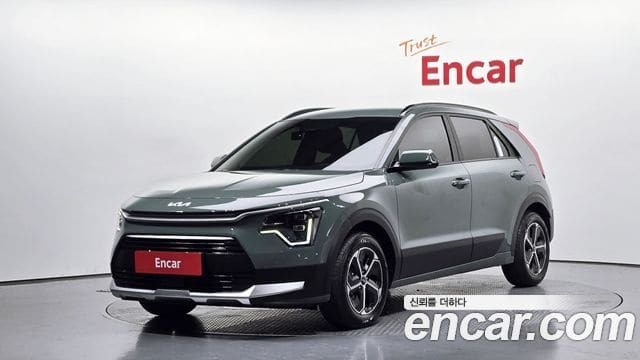 Kia Niro — фото 1