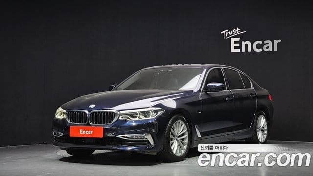 BMW 5 Series — фото 1