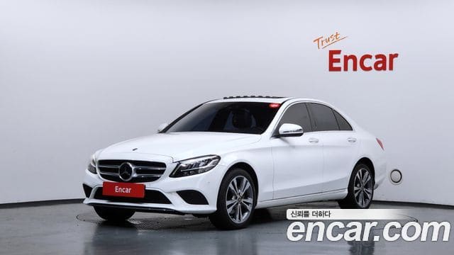 Mercedes-Benz C-Class — фото 1