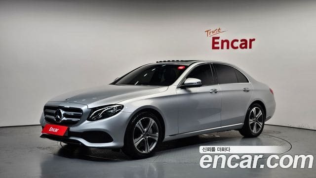 Mercedes-Benz E-Class — фото 1