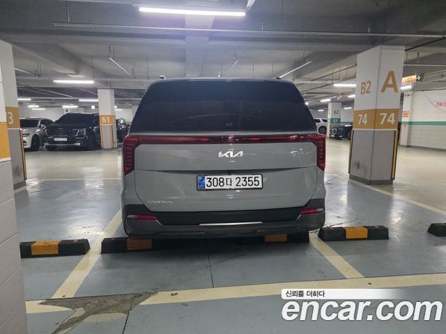 Kia Carnival — фото 1