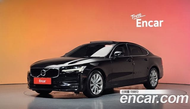 Volvo S90 — фото 1