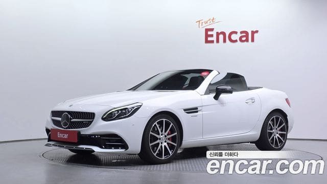 Mercedes-Benz SLC-Class — фото 1