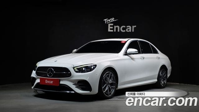 Mercedes-Benz E-Class — фото 1