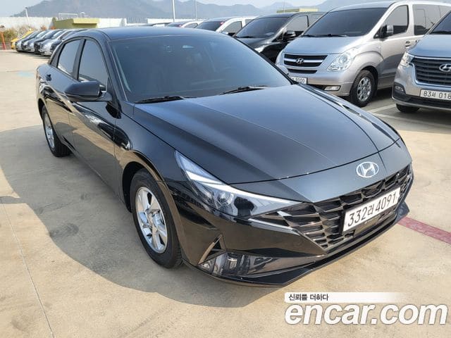 Hyundai Avante — фото 1