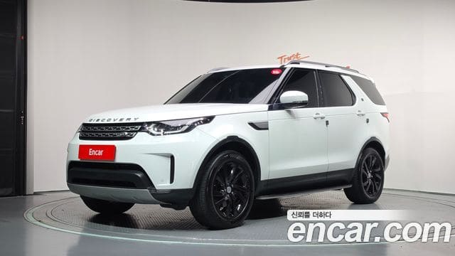 Land Rover Discovery 5 — фото 1