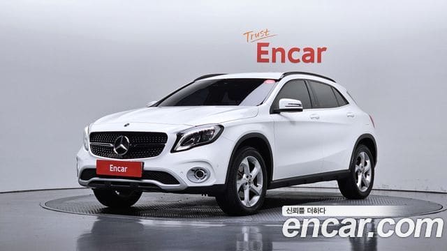 Mercedes-Benz GLA-Class — фото 1