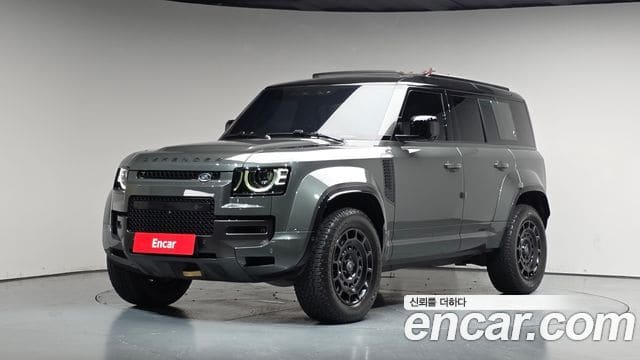 Land Rover Defender — фото 1