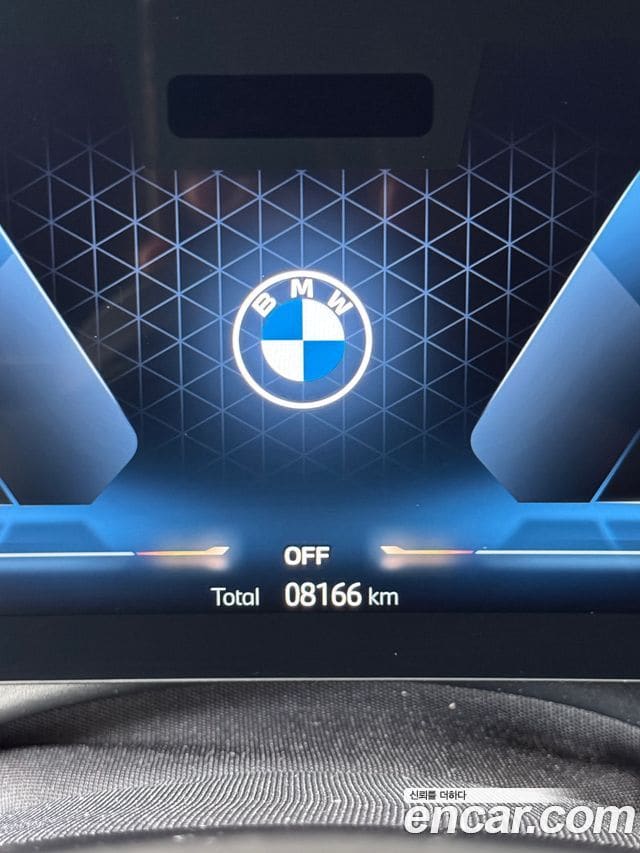 BMW 5 Series — фото 1