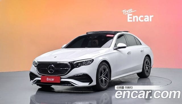 Mercedes-Benz E-Class — фото 1