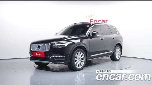 Volvo XC90 — фото 1
