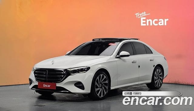 Mercedes-Benz E-Class — фото 1
