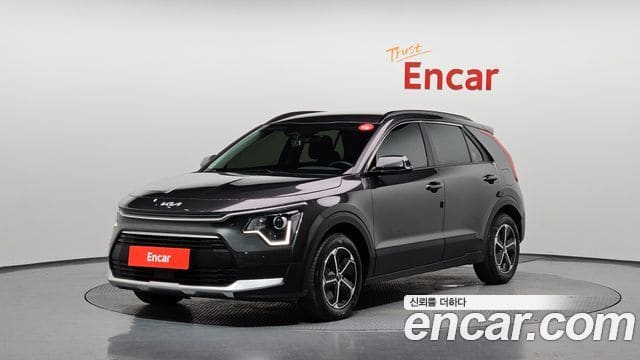 Kia Niro — фото 1