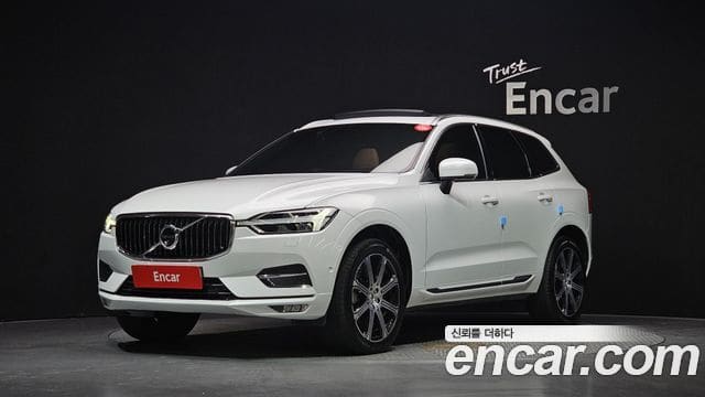 Volvo XC60 — фото 1