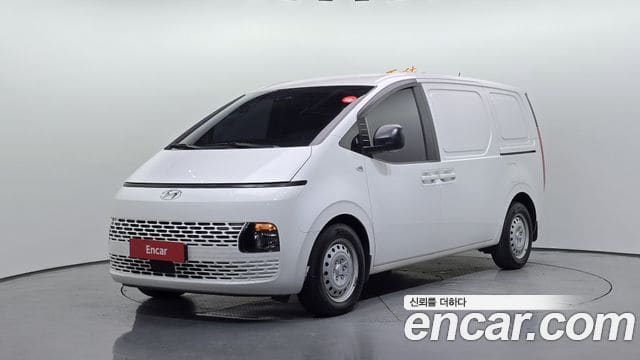 Hyundai Staria — фото 1