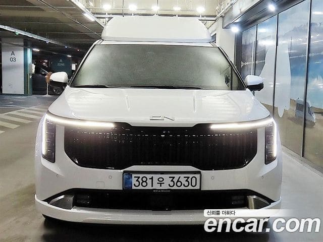 Kia Carnival — фото 1
