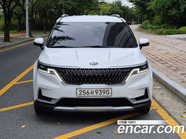 Kia Carnival — фото 1