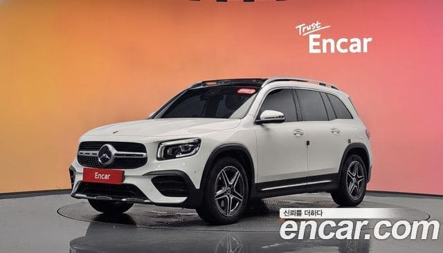 Mercedes-Benz GLB-Class — фото 1