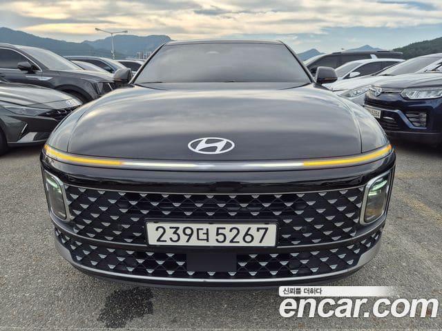 Hyundai Grandeur — фото 1