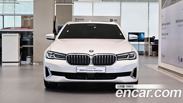BMW 5 Series — фото 1