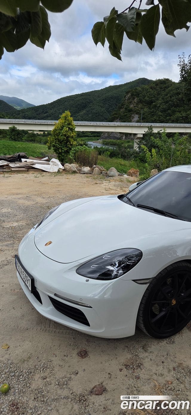 Porsche 718 Cayman — фото 1