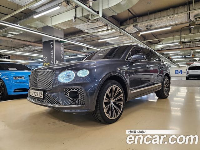 Bentley Bentayga — фото 1