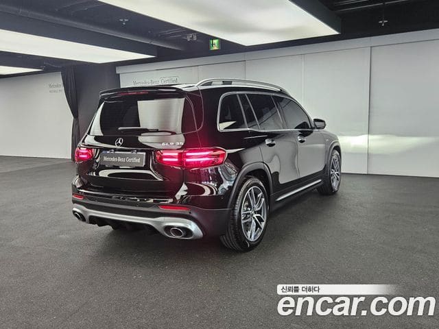 Mercedes-Benz GLB-Class — фото 1